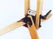 Radial Easel bottom bracket, shown with 'easy' handles fitted